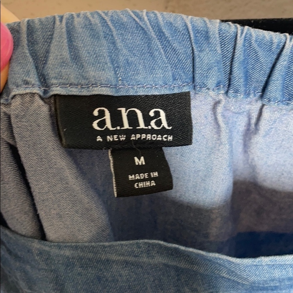 Ana Off the Shoulder Denim Floral Blouse - Picture 7 of 9
